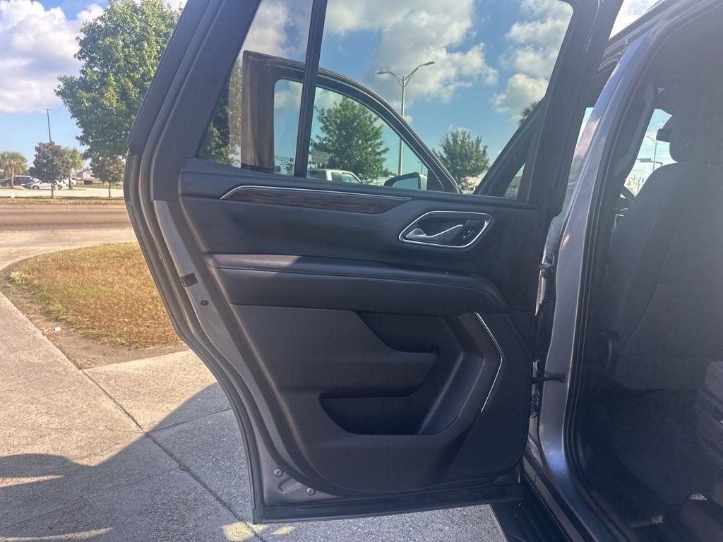 2021 Chevrolet Tahoe LS - Photo 10