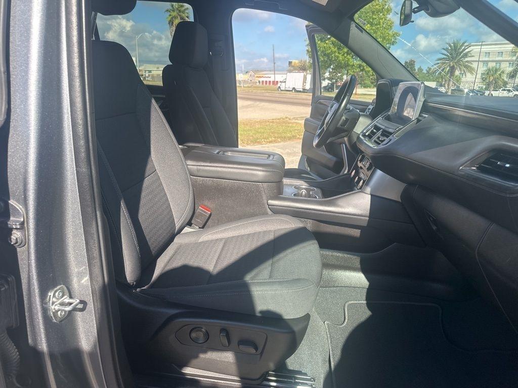 2021 Chevrolet Tahoe LS - Photo 11