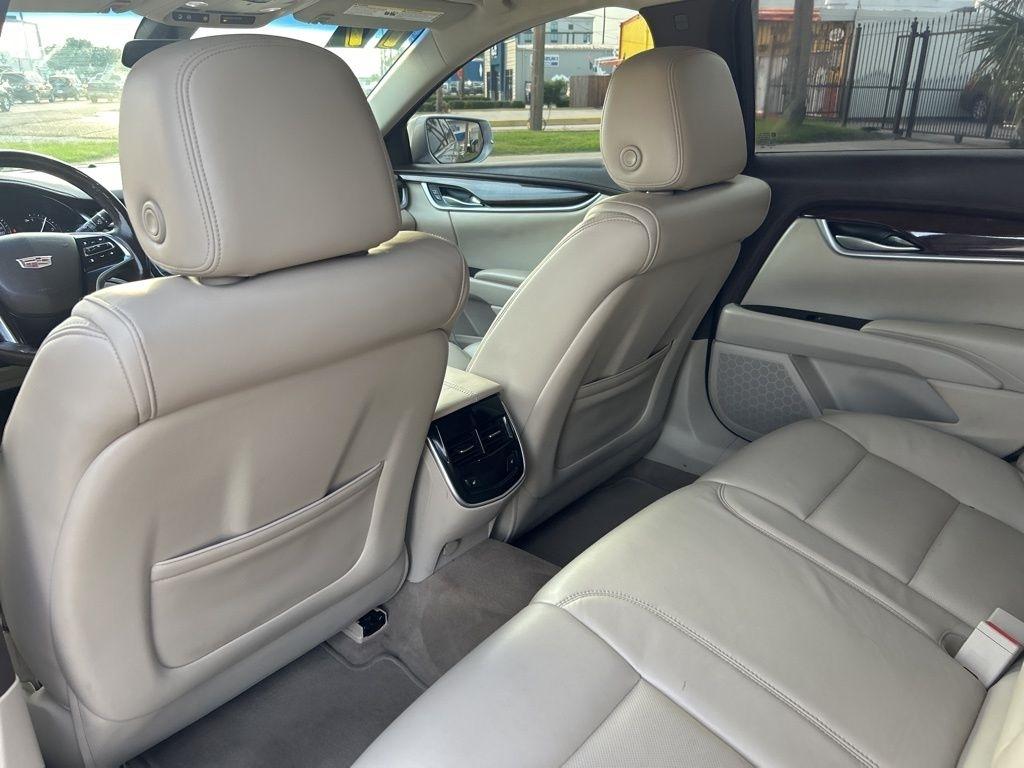 Cadillac XTS Luxury FWD 2017