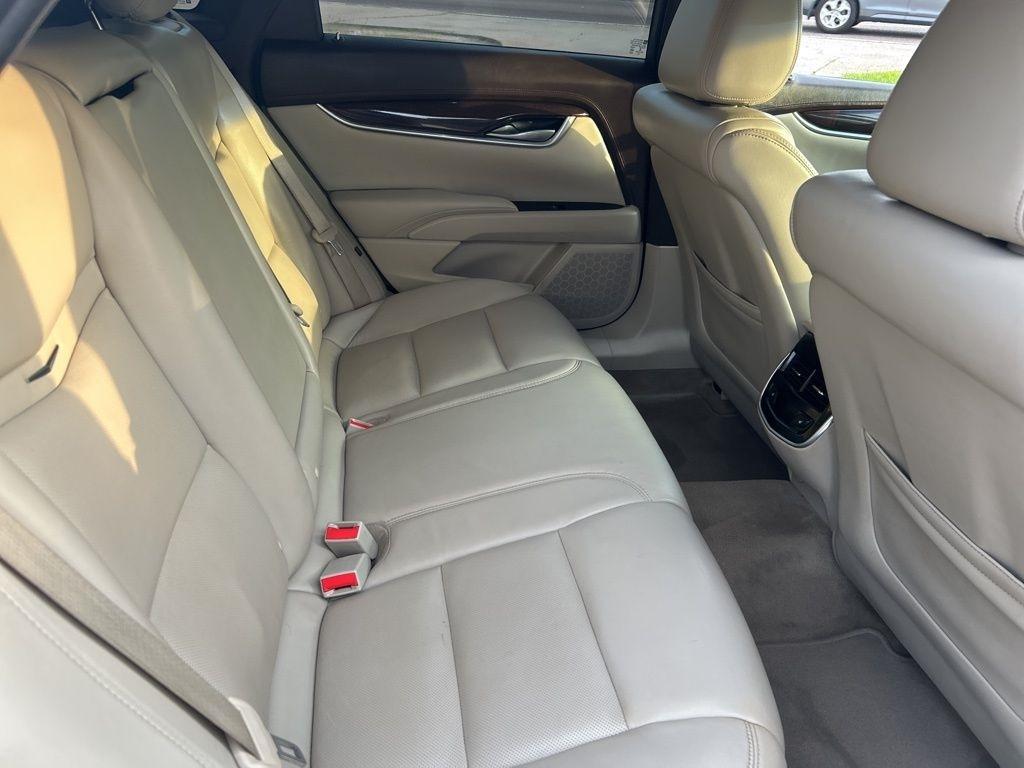 Cadillac XTS Luxury FWD 2017