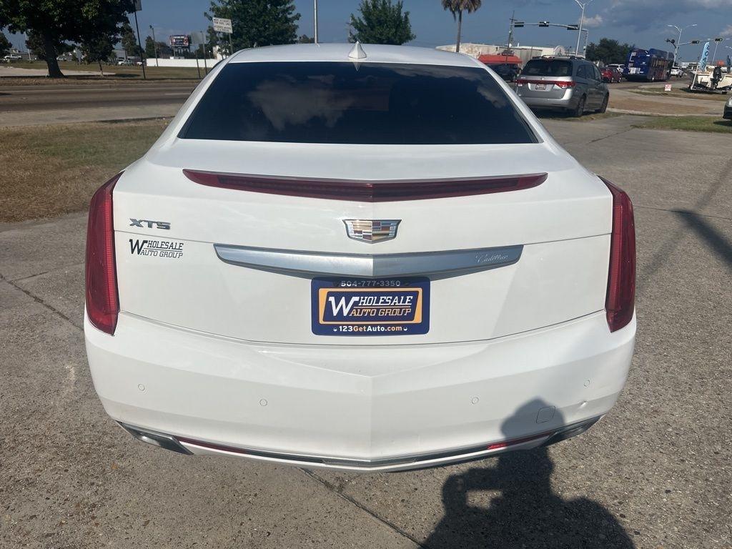 Cadillac XTS Luxury FWD 2016