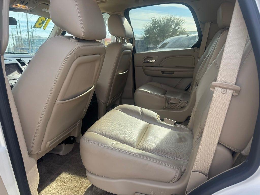 Cadillac Escalade 2WD Premium 2013