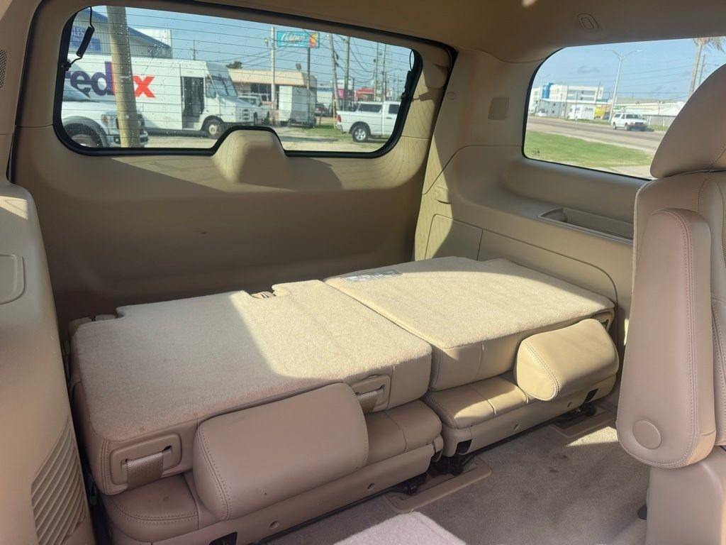 Cadillac Escalade 2WD Premium 2013