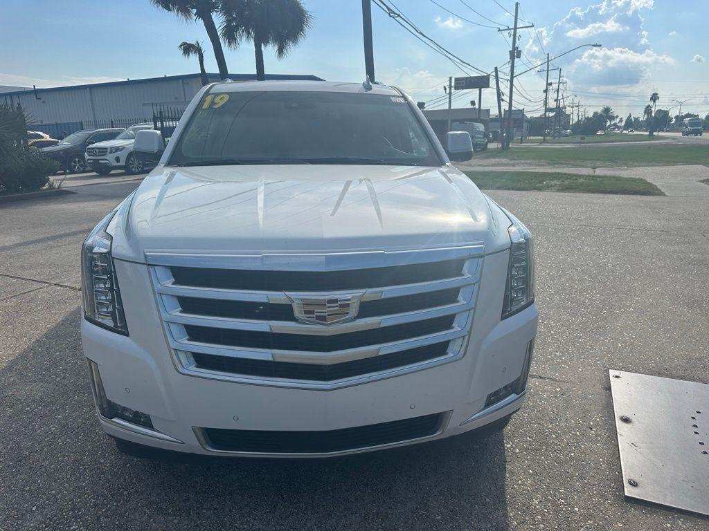 Cadillac Escalade ESV 2WD Luxury 2019