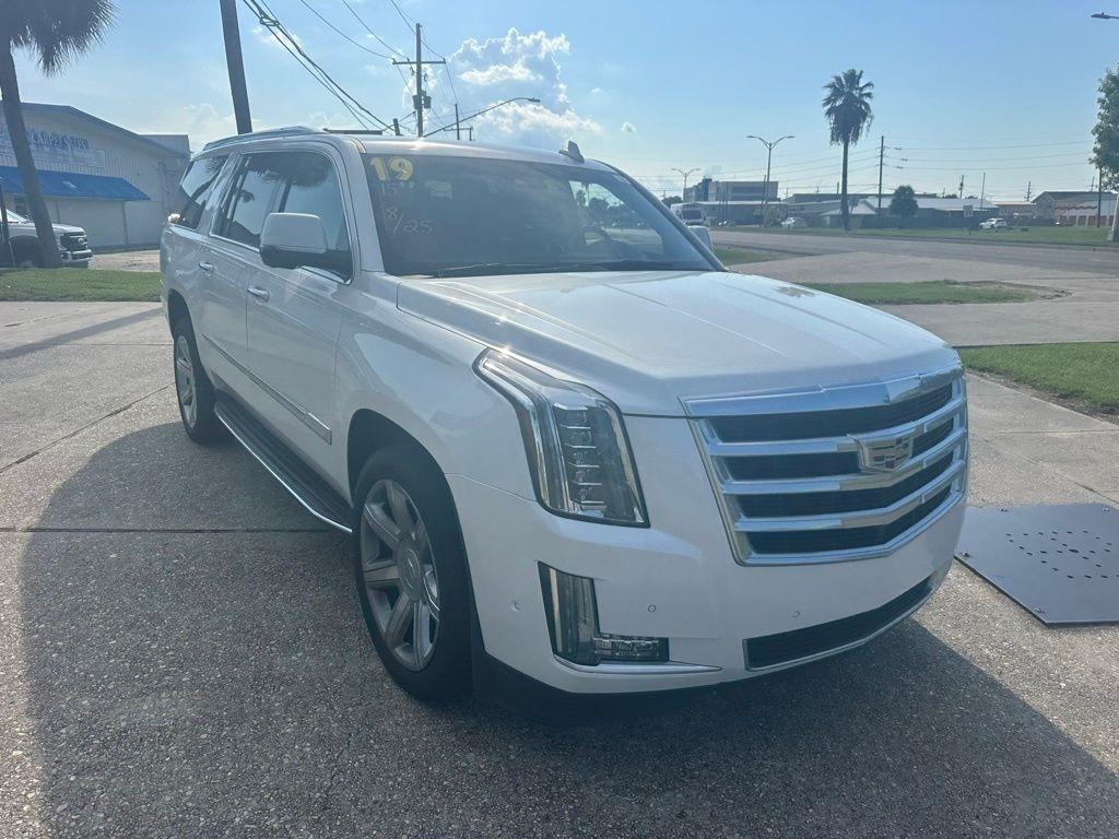 Cadillac Escalade ESV 2WD Luxury 2019