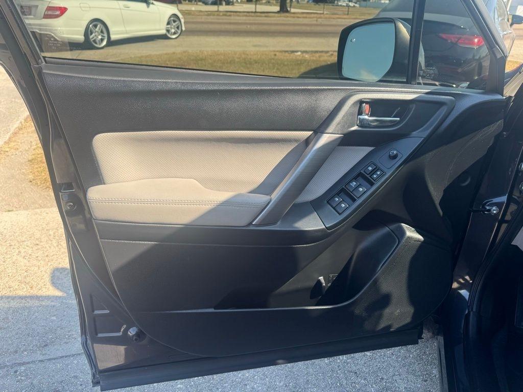 Subaru Forester 2.5i Limited 2016