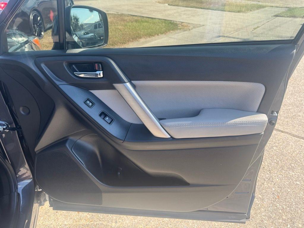 Subaru Forester 2.5i Limited 2016