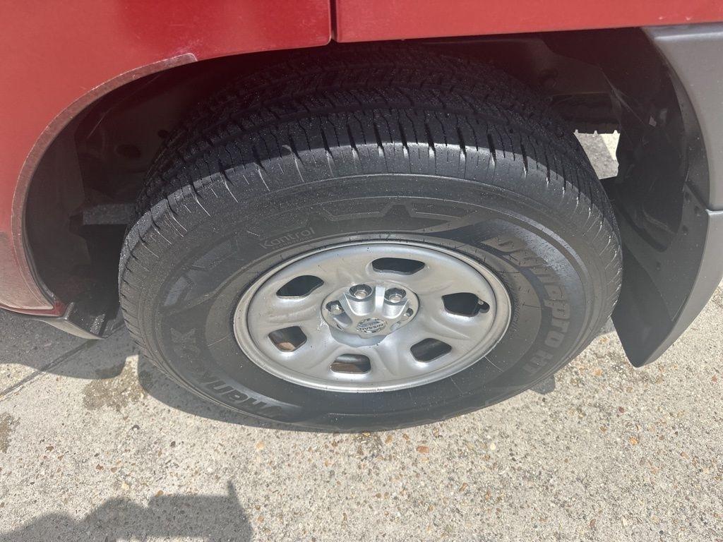 Nissan Xterra X 2WD 2015