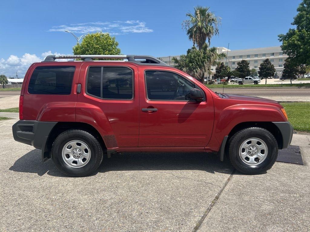 Nissan Xterra X 2WD 2015