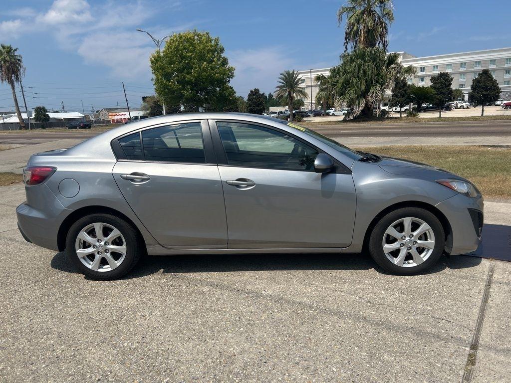 Mazda MAZDA3 i Touring 4-door 2010