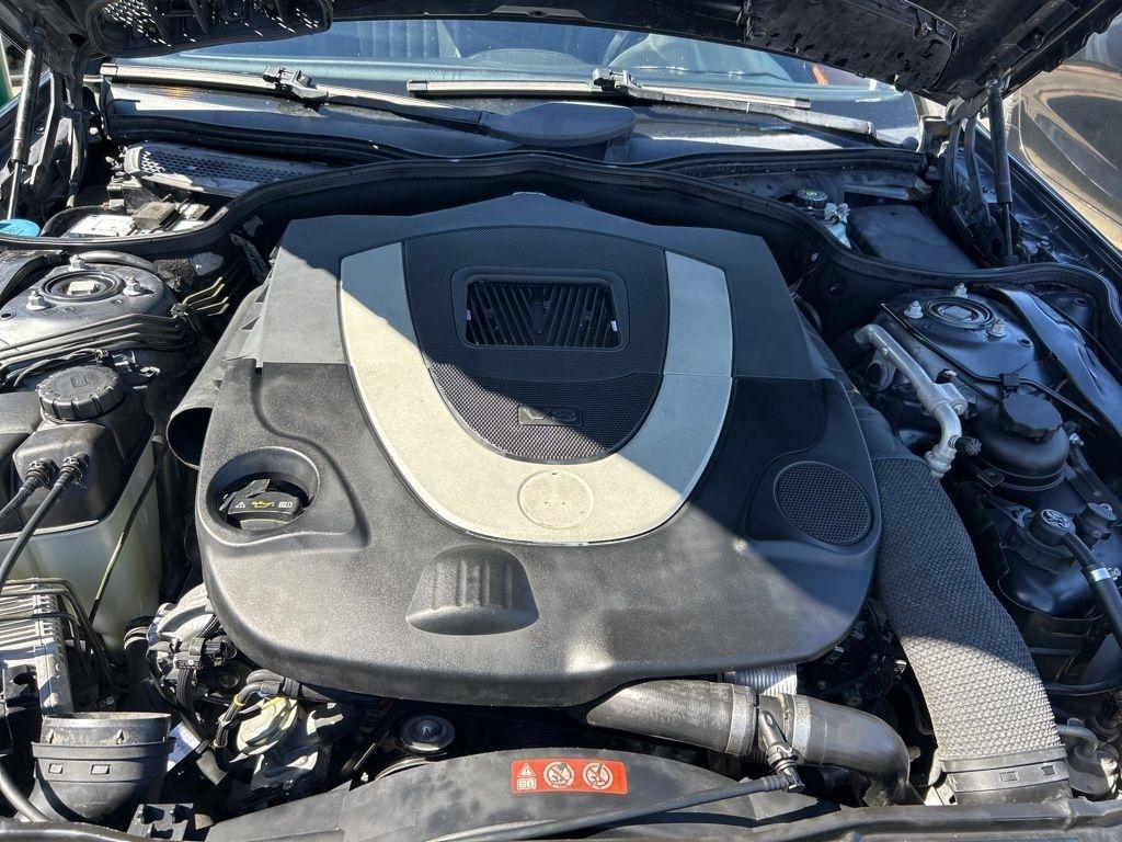 Mercedes-Benz SL-Class SL550 2009