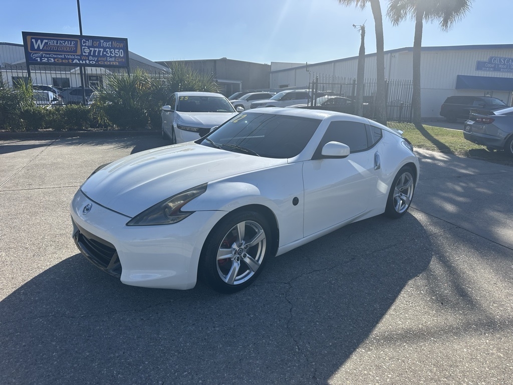 Nissan Z 370Z Coupe 2012