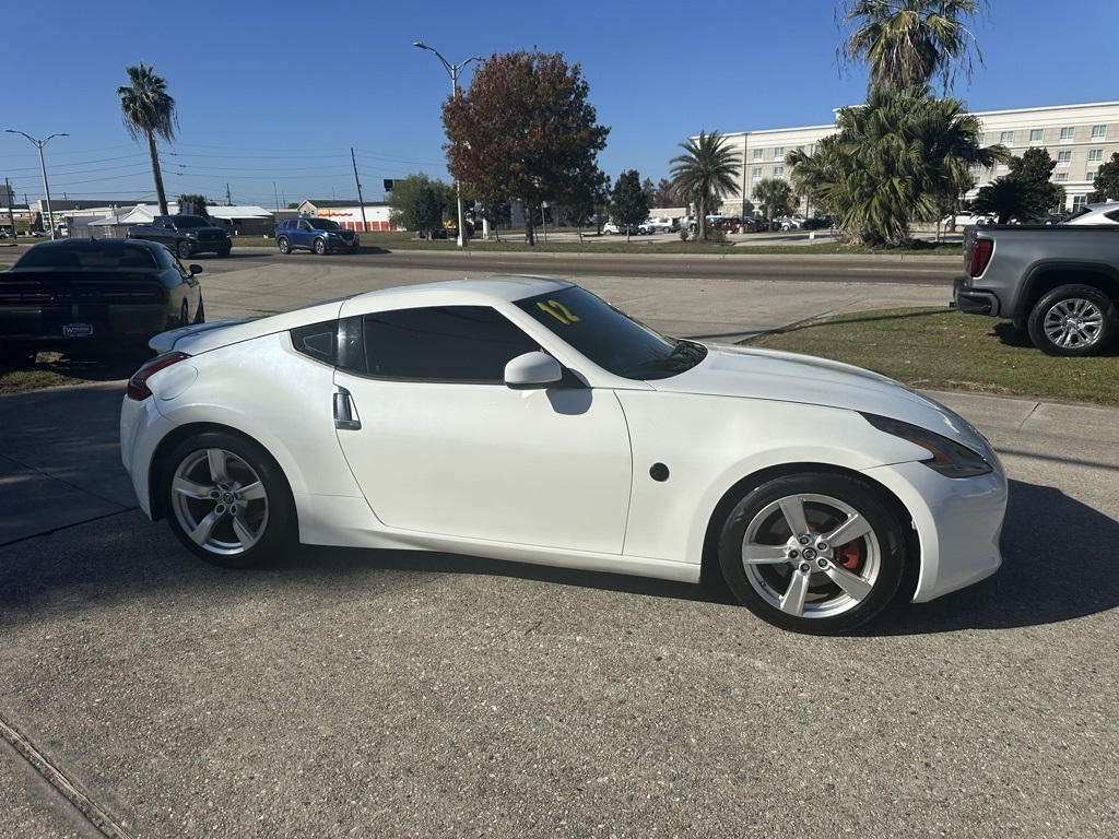 Nissan Z 370Z Coupe 2012