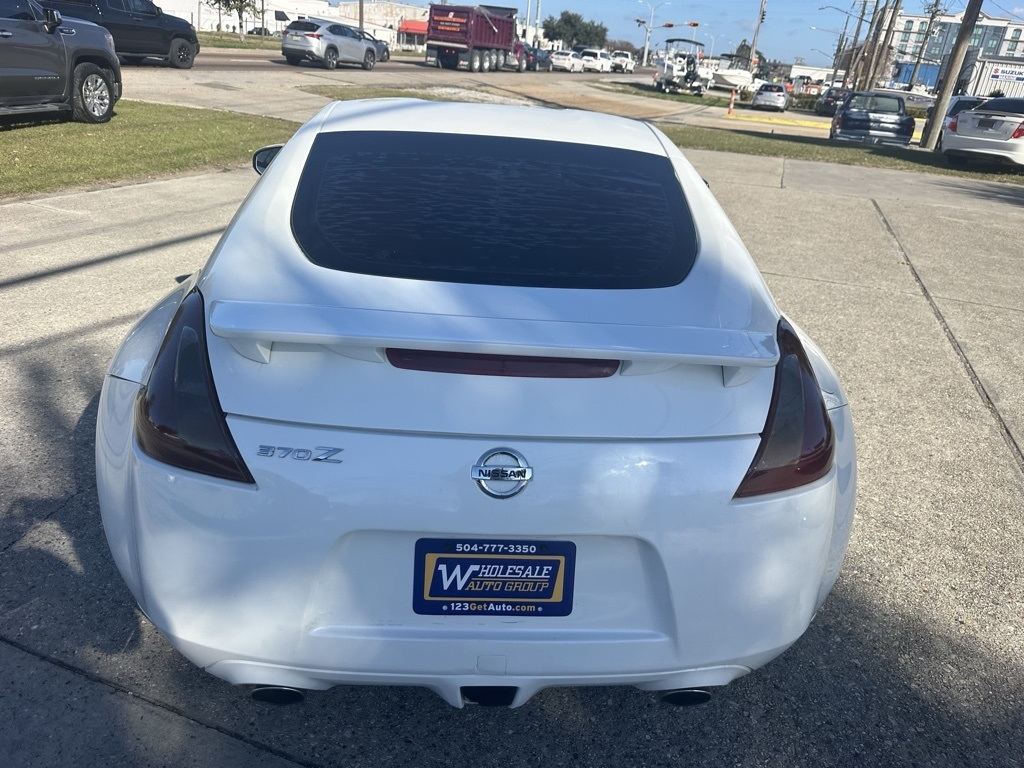 Nissan Z 370Z Coupe 2012