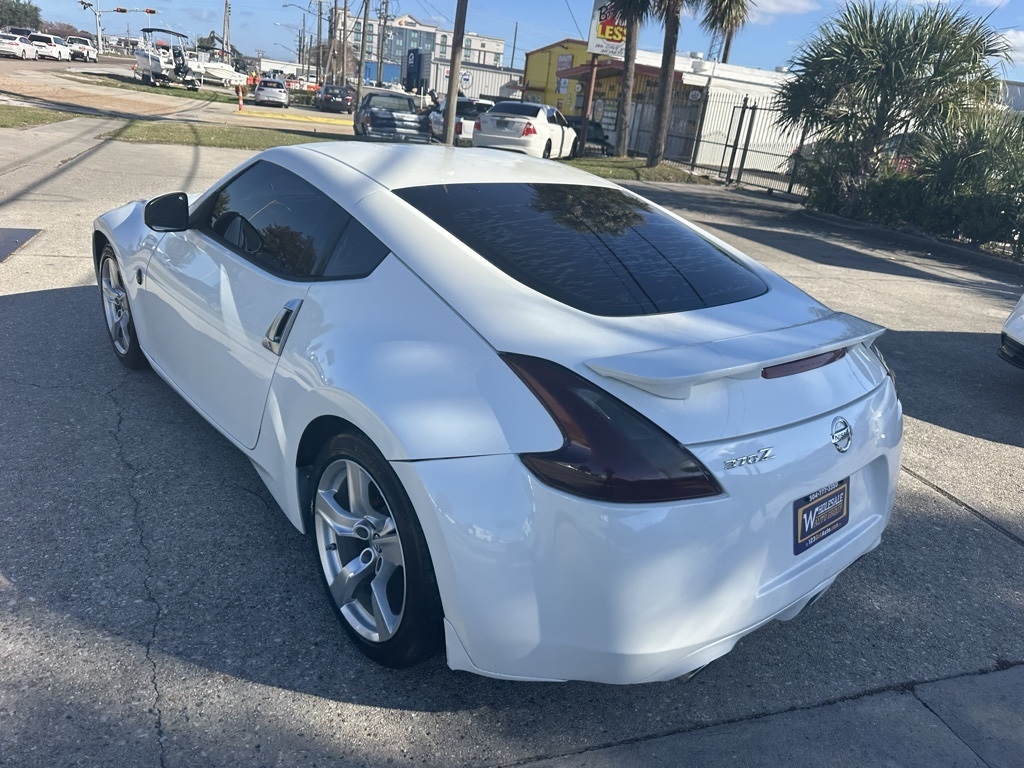 Nissan Z 370Z Coupe 2012