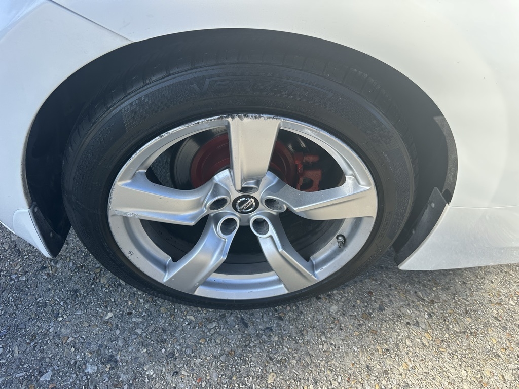 Nissan Z 370Z Coupe 2012