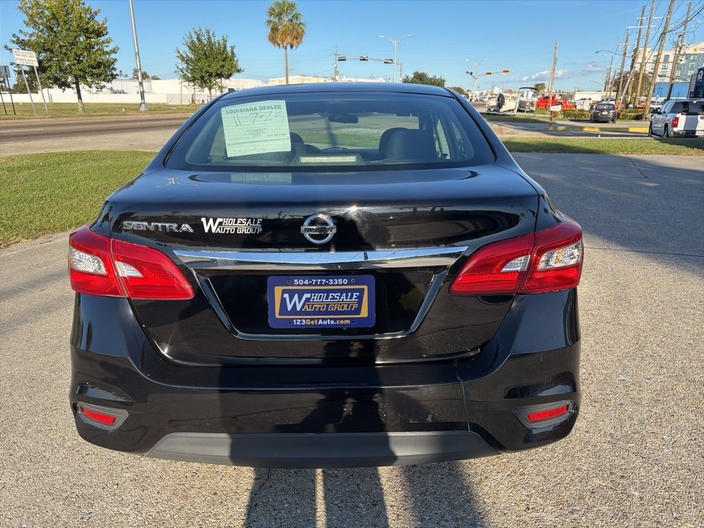 2019 Nissan Sentra SR photo 4