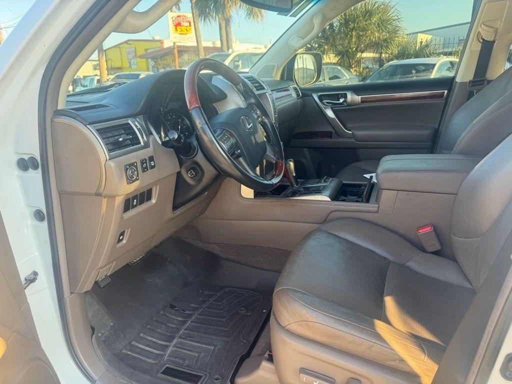 Lexus GX 460 Sport Utility 2013