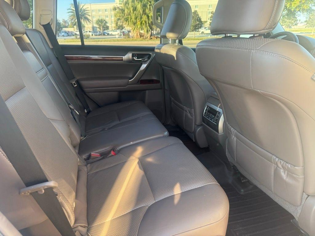 Lexus GX 460 Sport Utility 2013