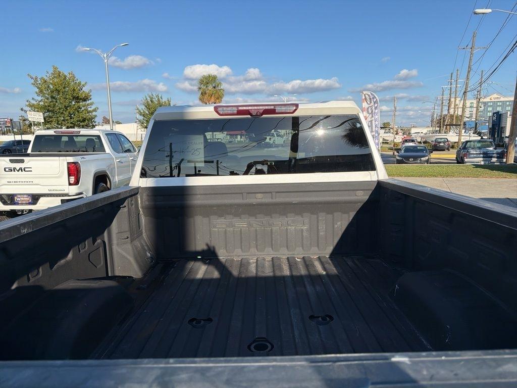 GMC Sierra 2500HD Denali Crew Cab 4WD SB 2023