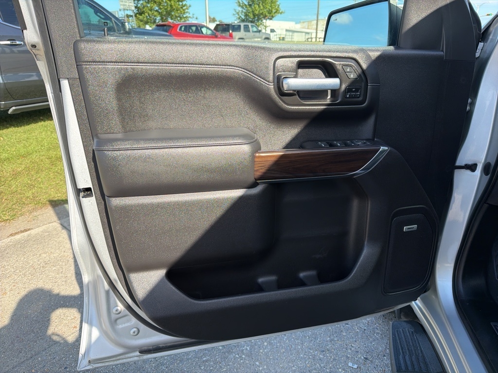 GMC Sierra 1500 SLT Crew Cab Long Box 4WD 2020