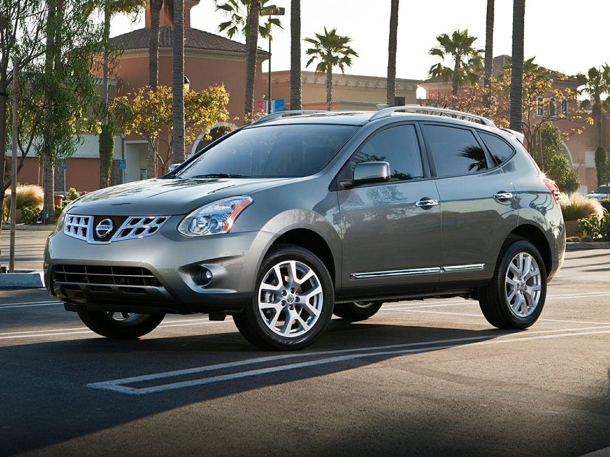 2013 Nissan Rogue S 2WD