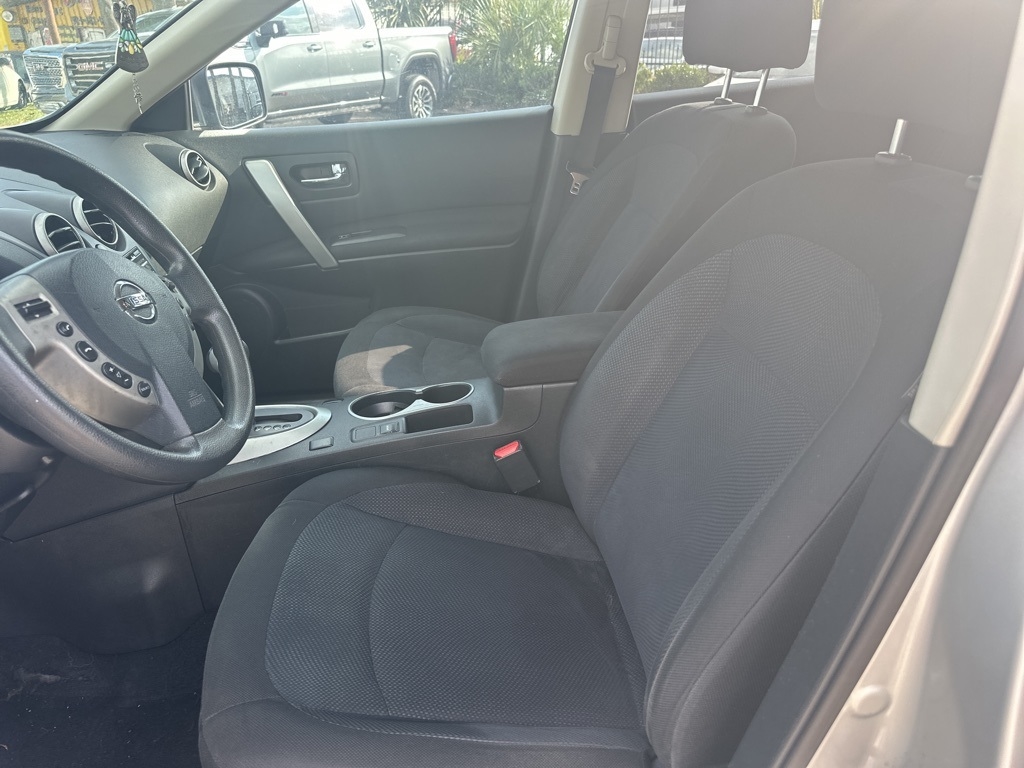 Nissan Rogue S 2WD 2013