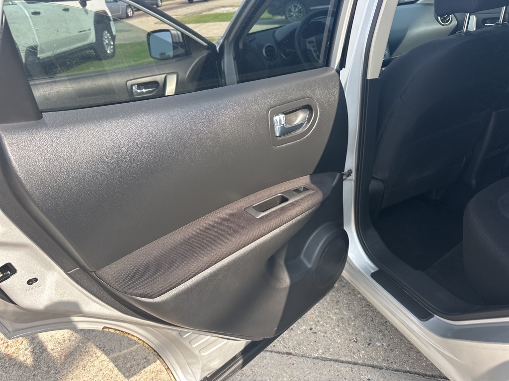 Nissan Rogue S 2WD 2013