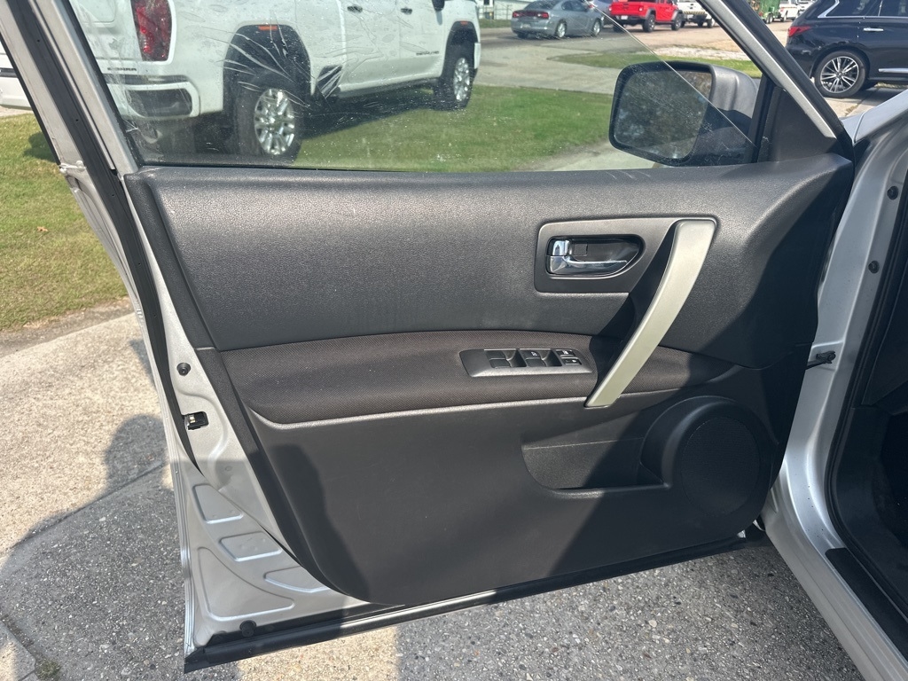 Nissan Rogue S 2WD 2013