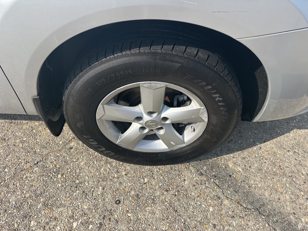 Nissan Rogue S 2WD 2013