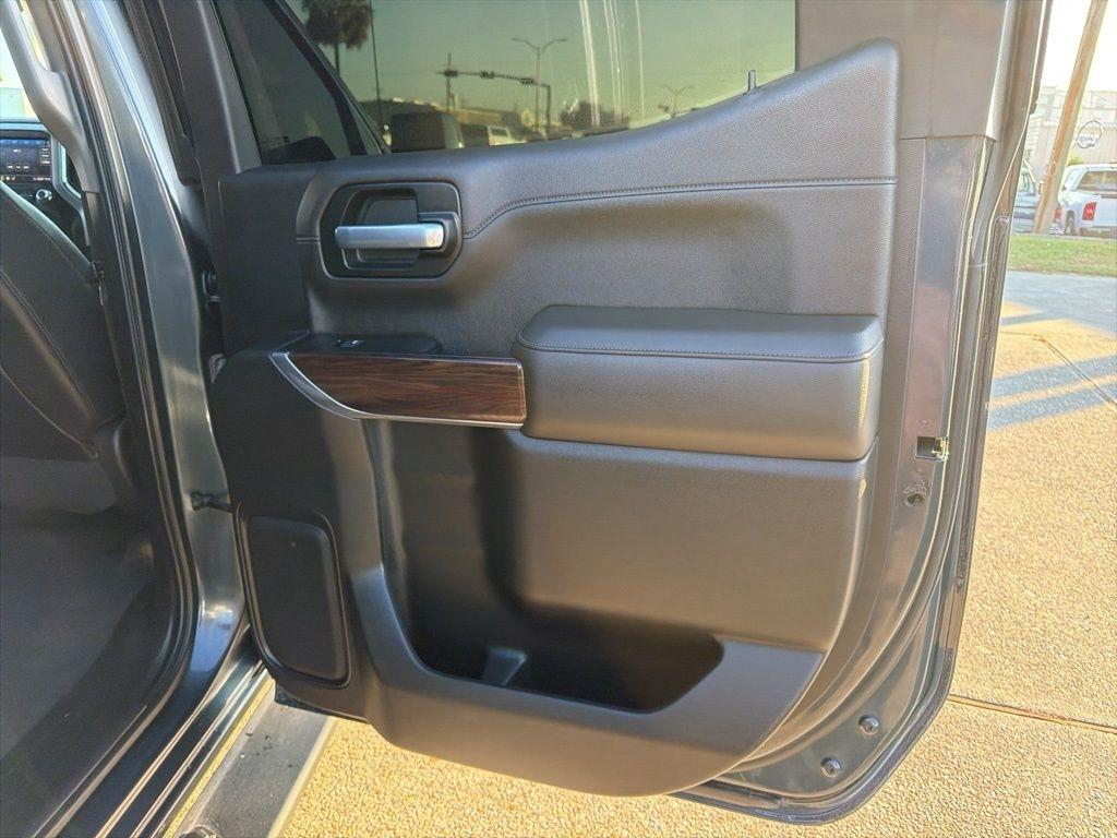 GMC Sierra 1500 SLT Crew Cab 4WD SWB 2020