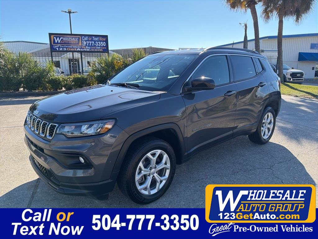 2024 Jeep Compass Latitude's photo