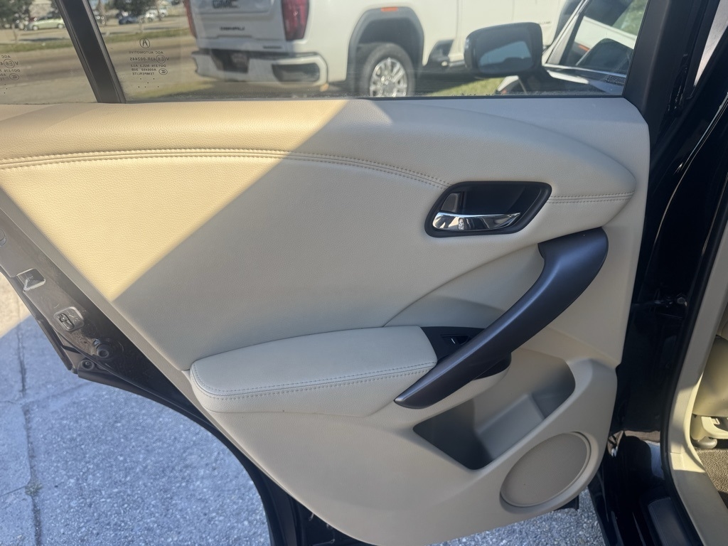 Acura RDX 6-Spd AT AWD w/ Technology Package 2015