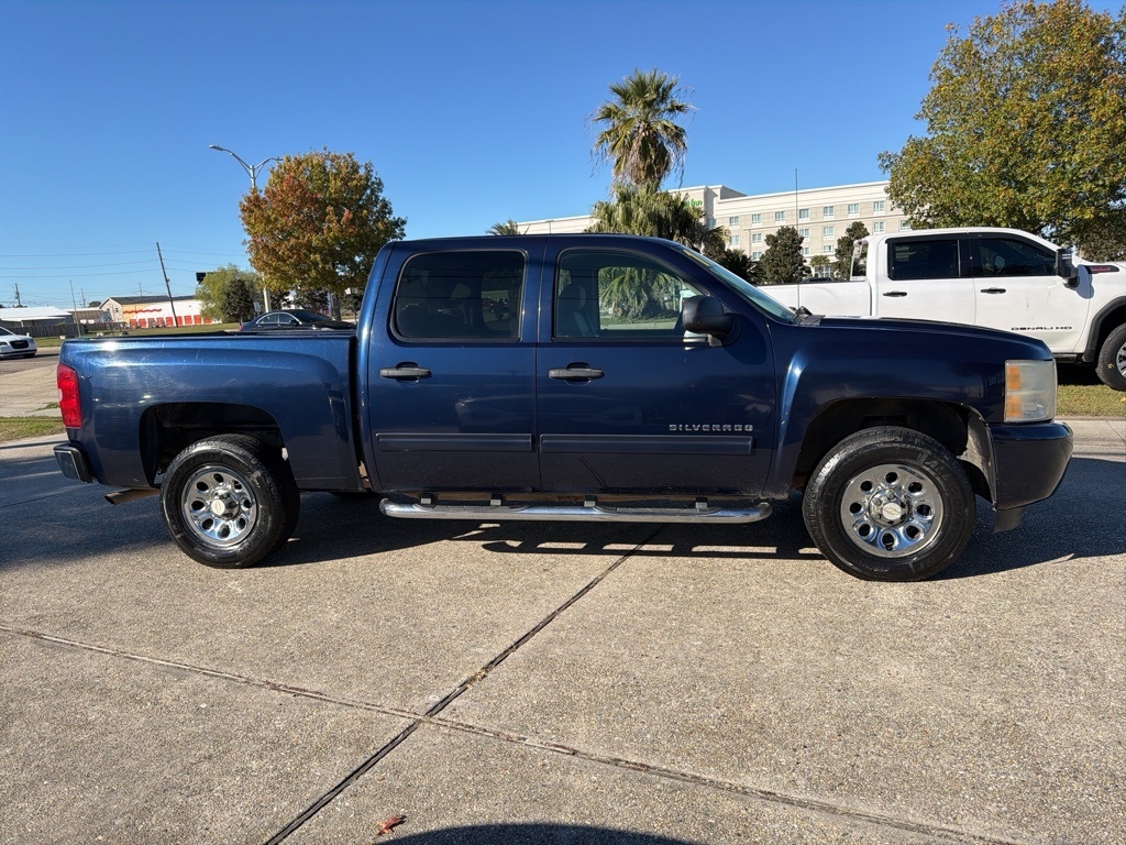 Chevrolet Silverado 1500 LT1 Crew Cab 2WD 2010