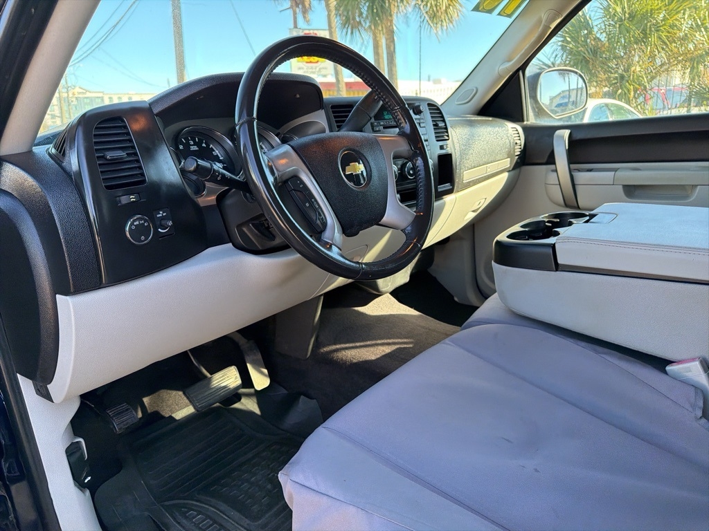 Chevrolet Silverado 1500 LT1 Crew Cab 2WD 2010