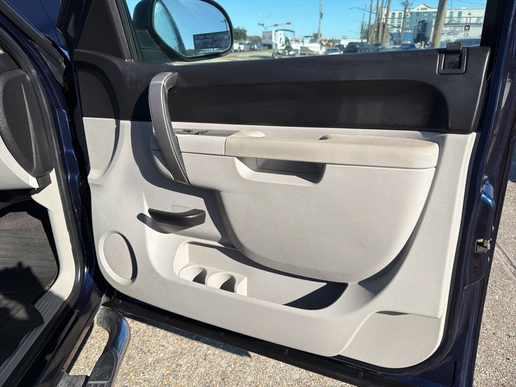 Chevrolet Silverado 1500 LT1 Crew Cab 2WD 2010