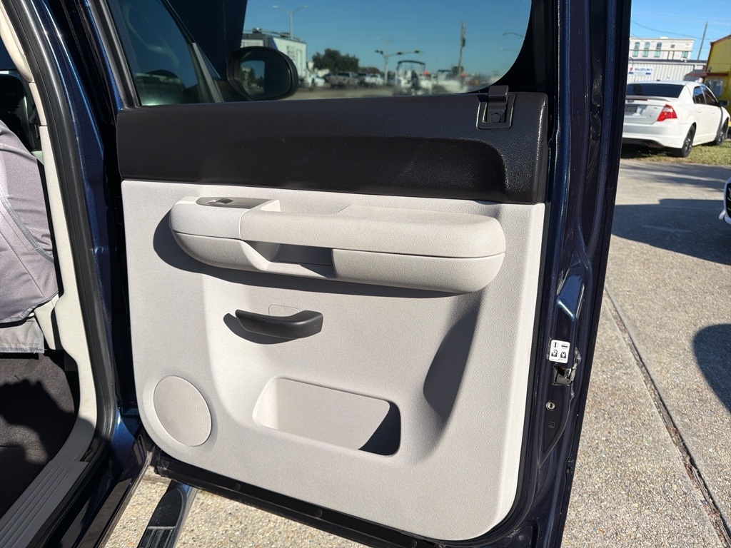 Chevrolet Silverado 1500 LT1 Crew Cab 2WD 2010