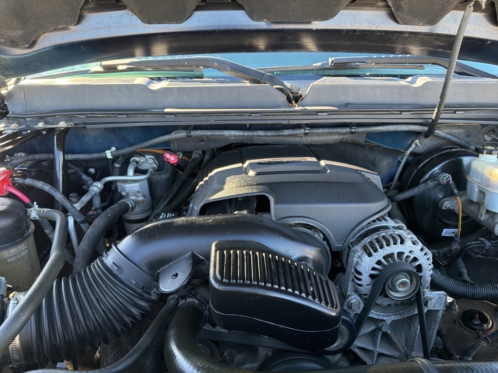 Chevrolet Silverado 1500 LT1 Crew Cab 2WD 2010