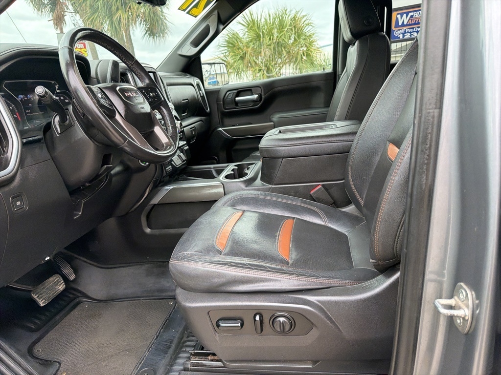 GMC Sierra 1500 AT4 Crew Cab Long Box 4WD 2021