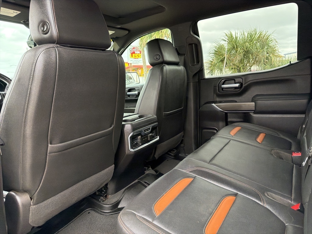 GMC Sierra 1500 AT4 Crew Cab Long Box 4WD 2021