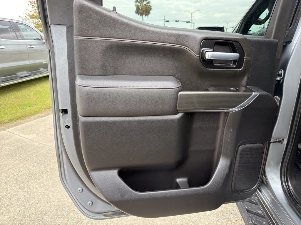 GMC Sierra 1500 AT4 Crew Cab Long Box 4WD 2021