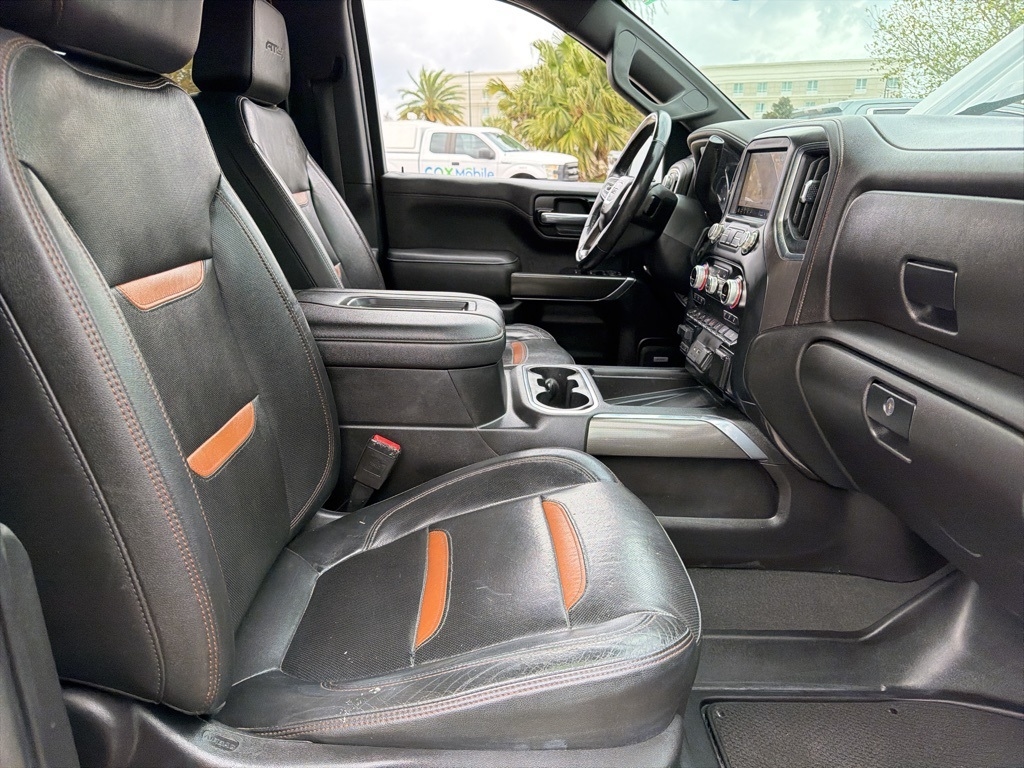 GMC Sierra 1500 AT4 Crew Cab Long Box 4WD 2021