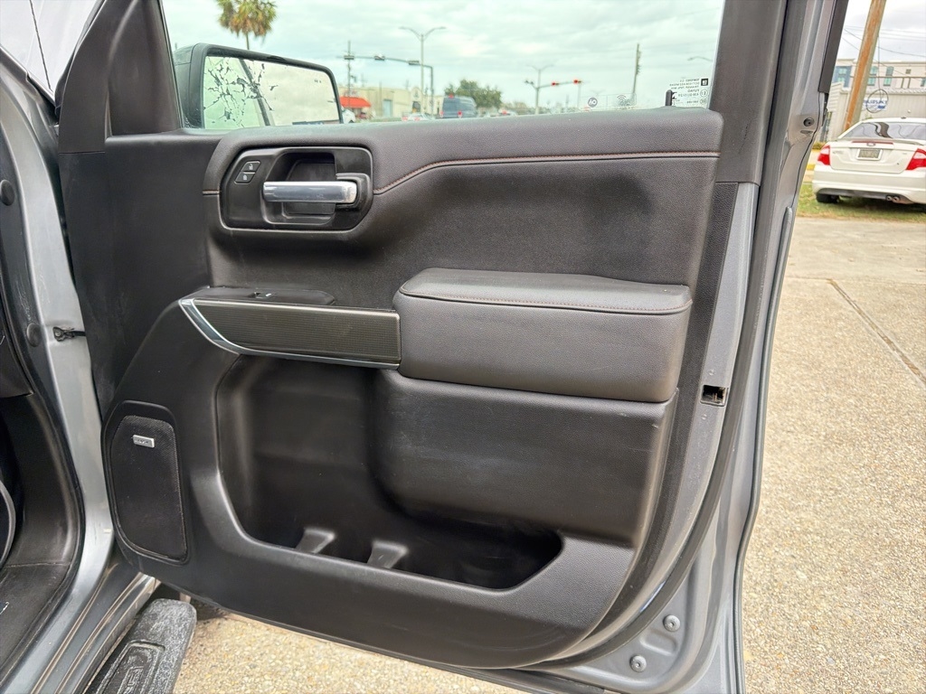 GMC Sierra 1500 AT4 Crew Cab Long Box 4WD 2021