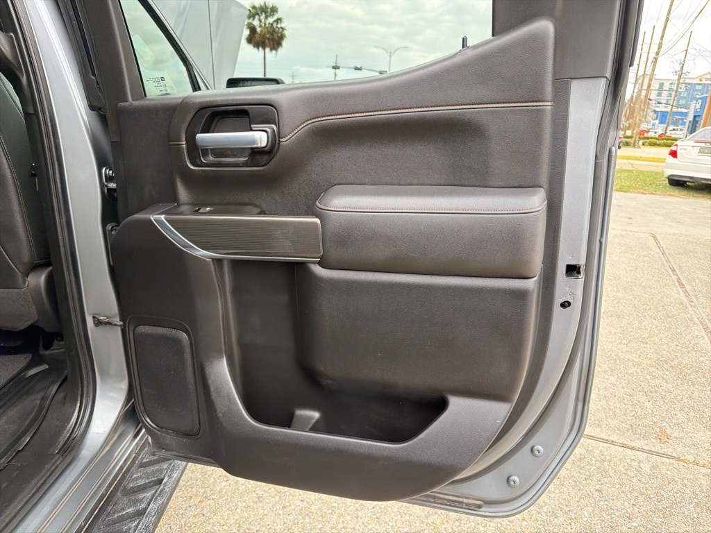 GMC Sierra 1500 AT4 Crew Cab Long Box 4WD 2021