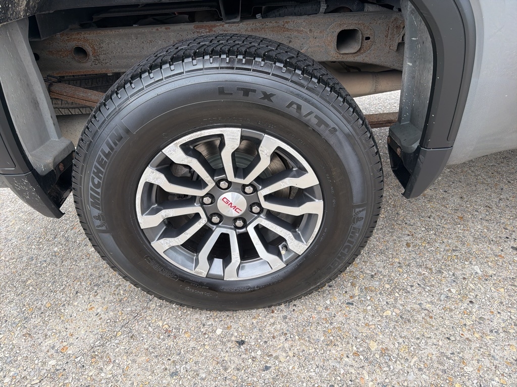 GMC Sierra 1500 AT4 Crew Cab Long Box 4WD 2021