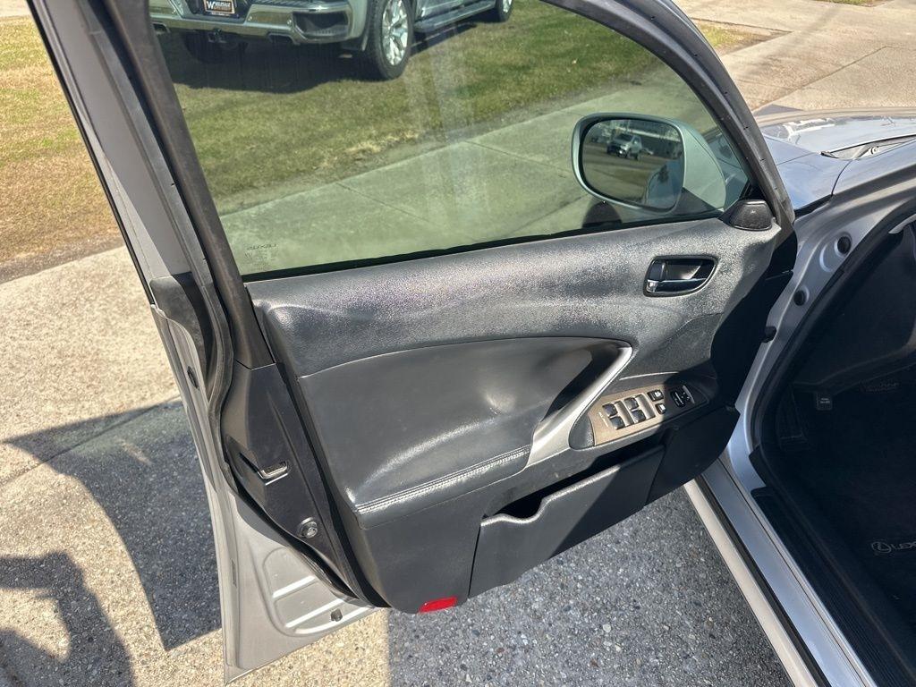 Lexus IS IS 250 6-Speed Manual 2008