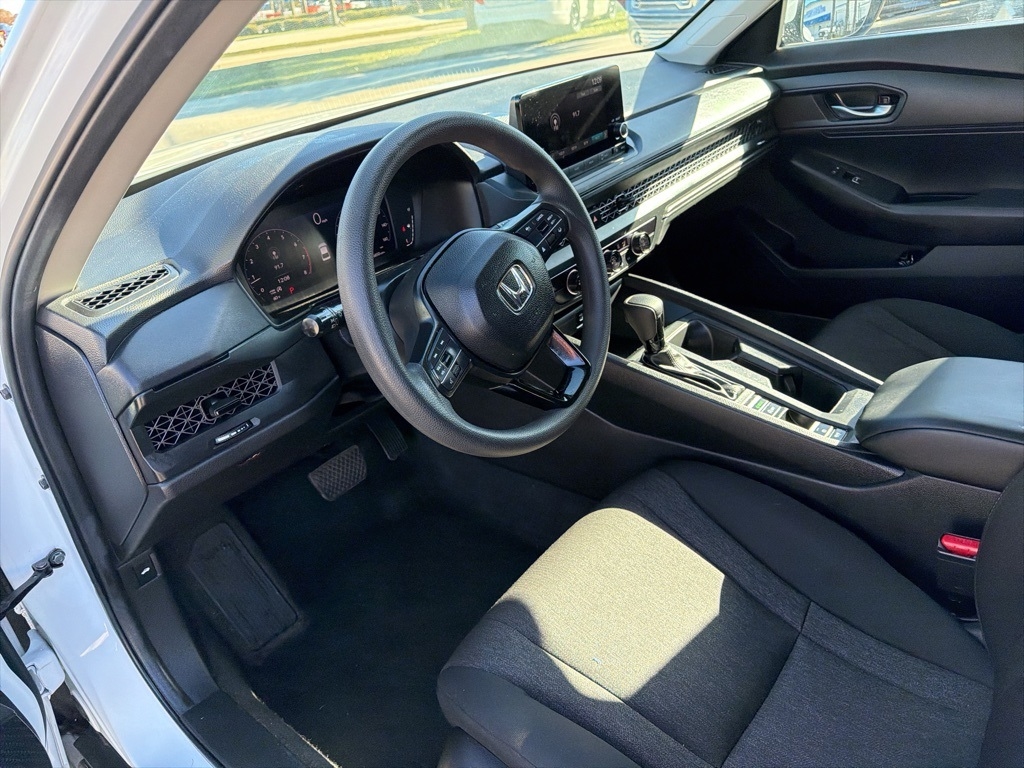 Honda Accord LX 2025