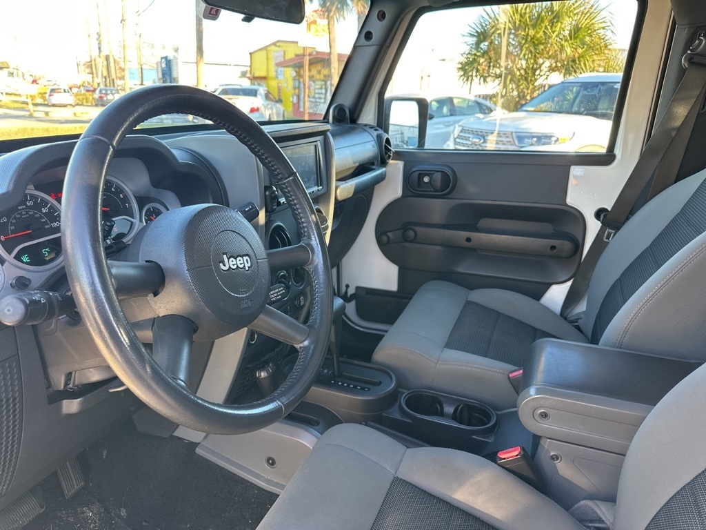 Jeep Wrangler Sport 4WD 2010