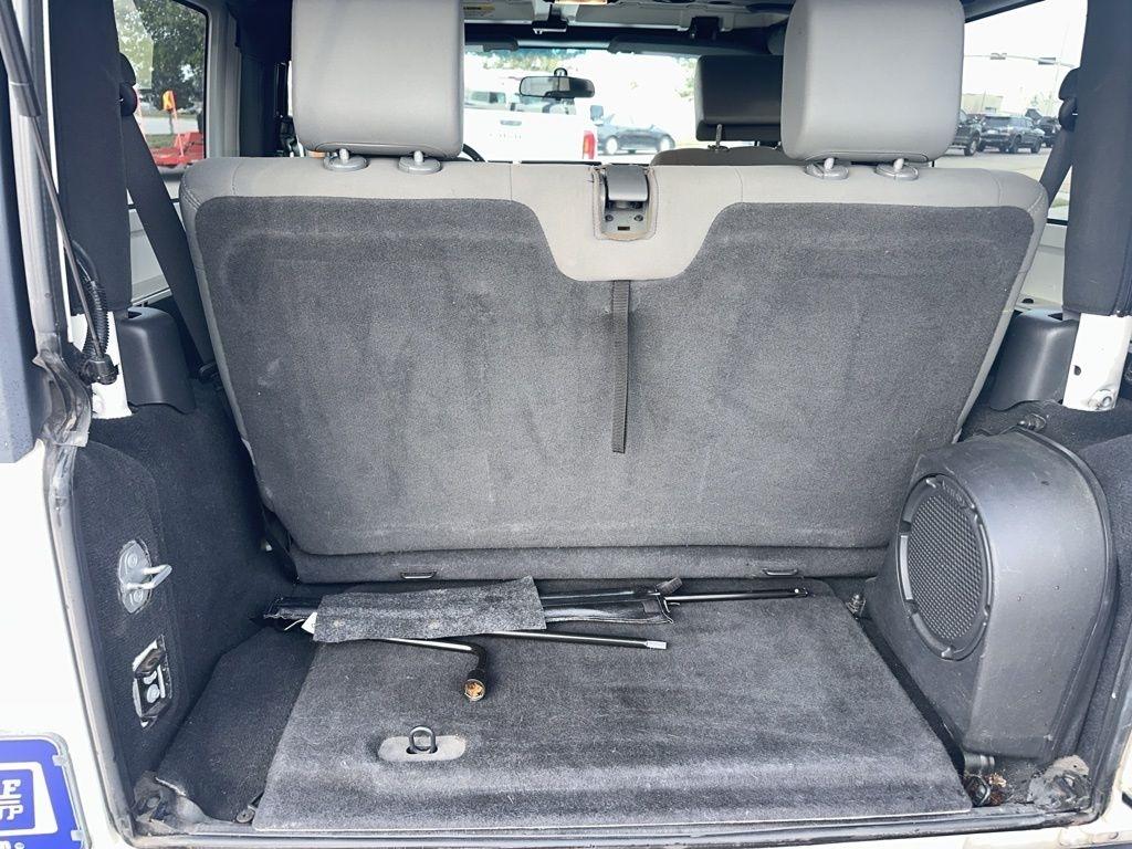 Jeep Wrangler Sport 4WD 2010