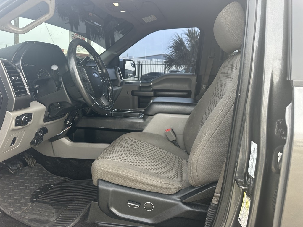 Ford F-150 XLT SuperCrew 6.5-ft. Bed 4WD 2017